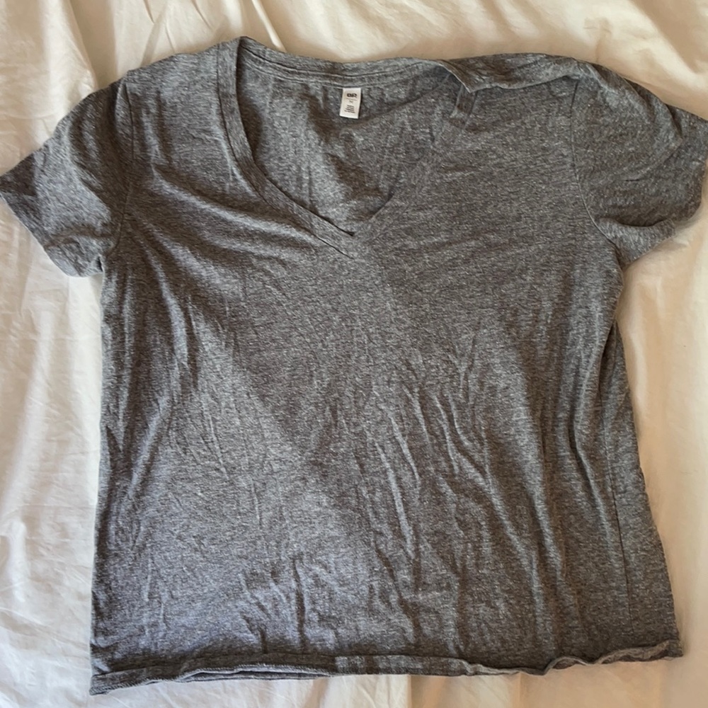 Gray cropped T-shirt